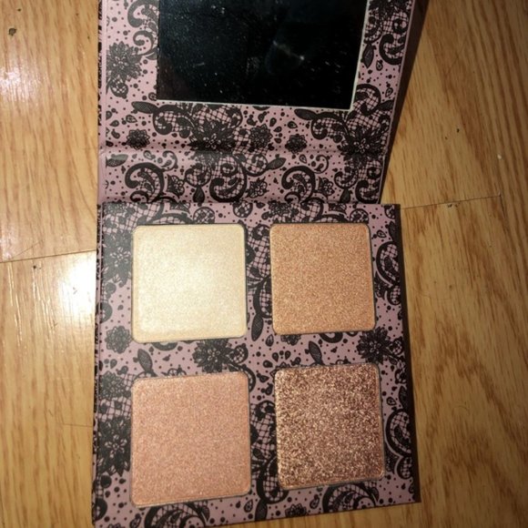 ✨️NEW ANGEL GLOW Highlighter & Bronzer w/ mirror - Picture 2 of 2